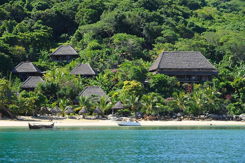 Tsara Komba Lodge